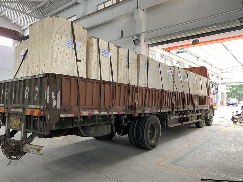 Últimos blogs de la empresa sobre 17 trituradoras universales de los sistemas y molino de Fitz listo para la nave a Tailandia